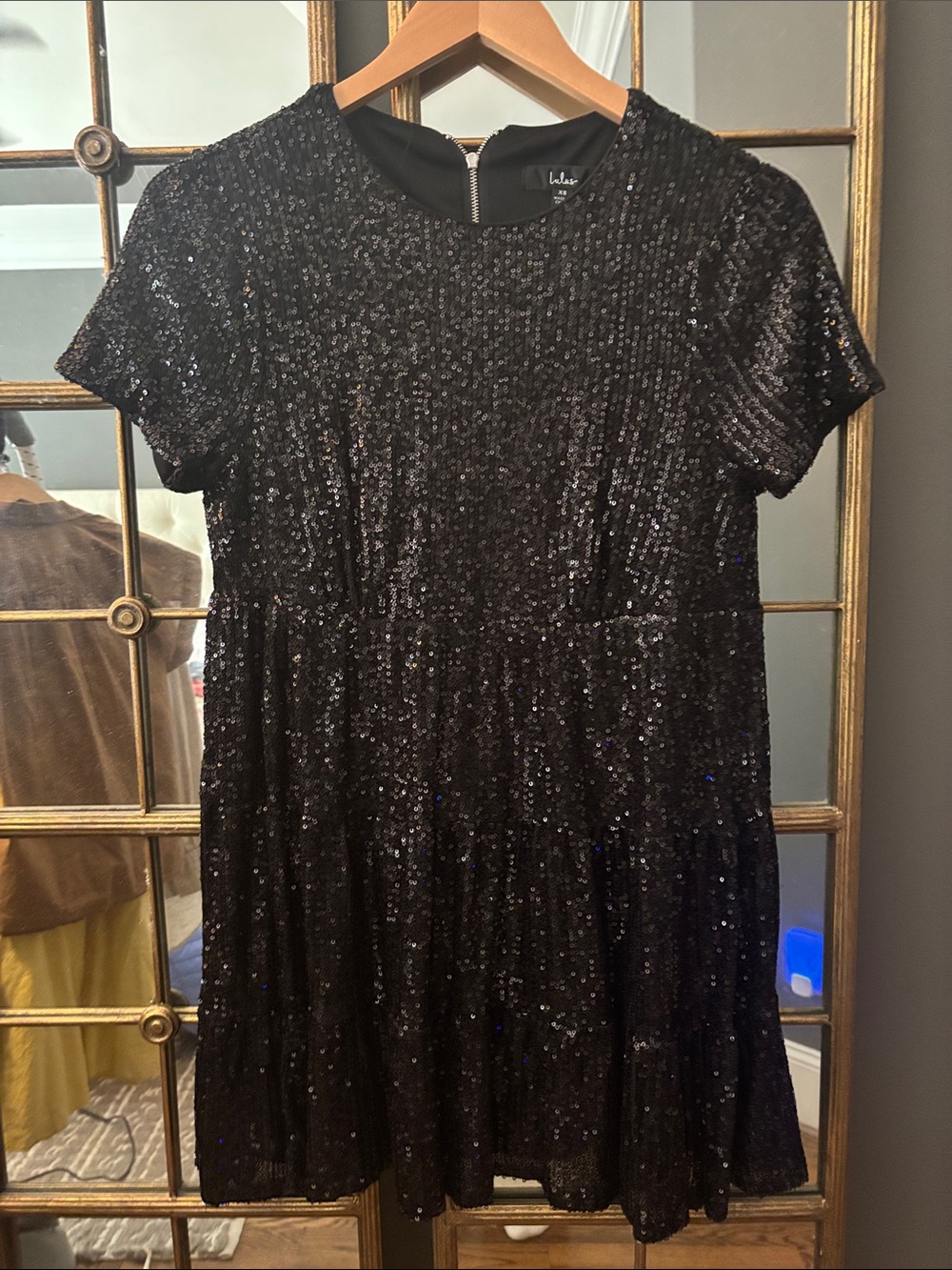 Lulu's Black Sequin Short Sleeve Tiered Dress